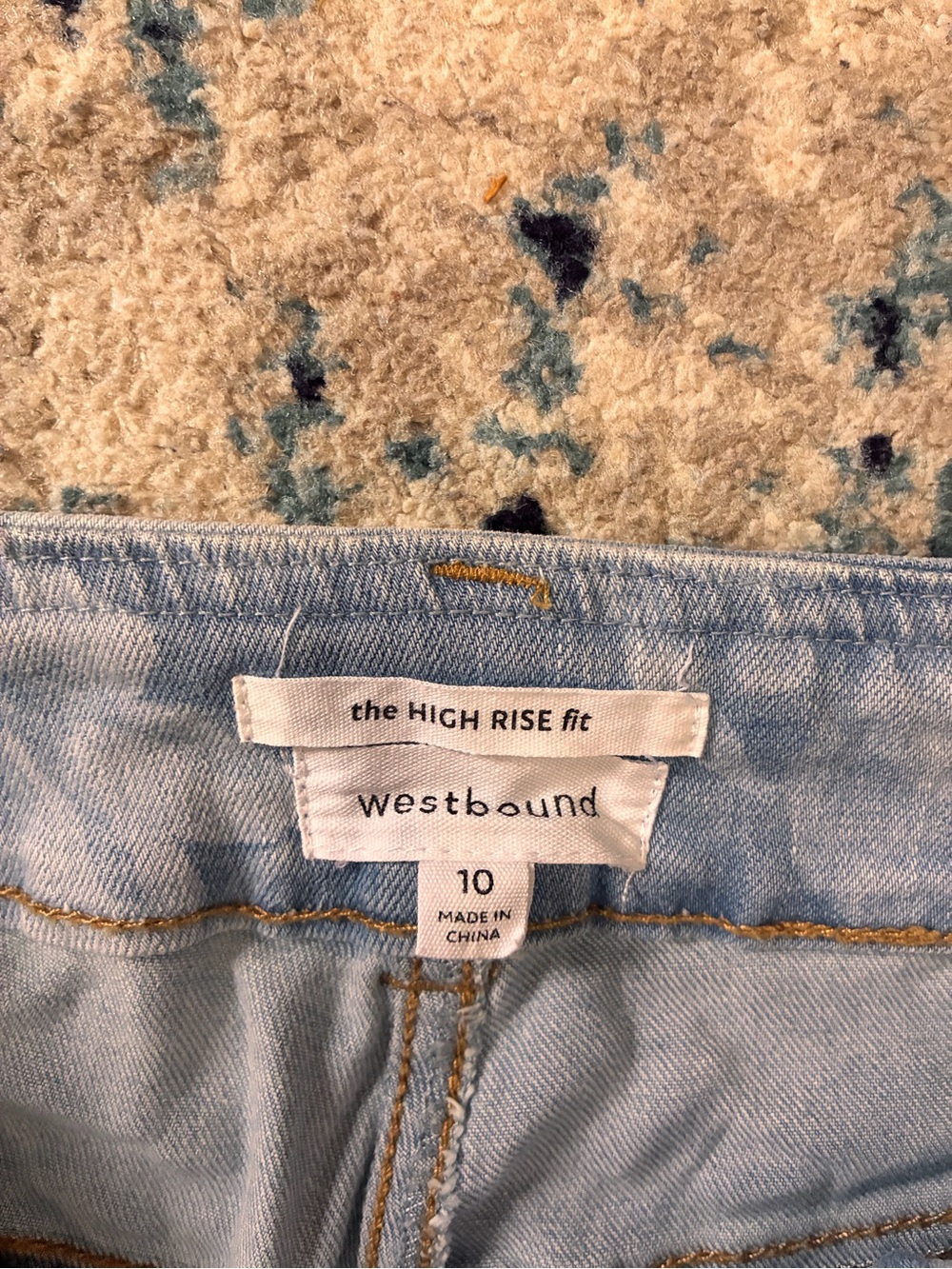 Bermuda shorts bundle - Picture 2 of 8